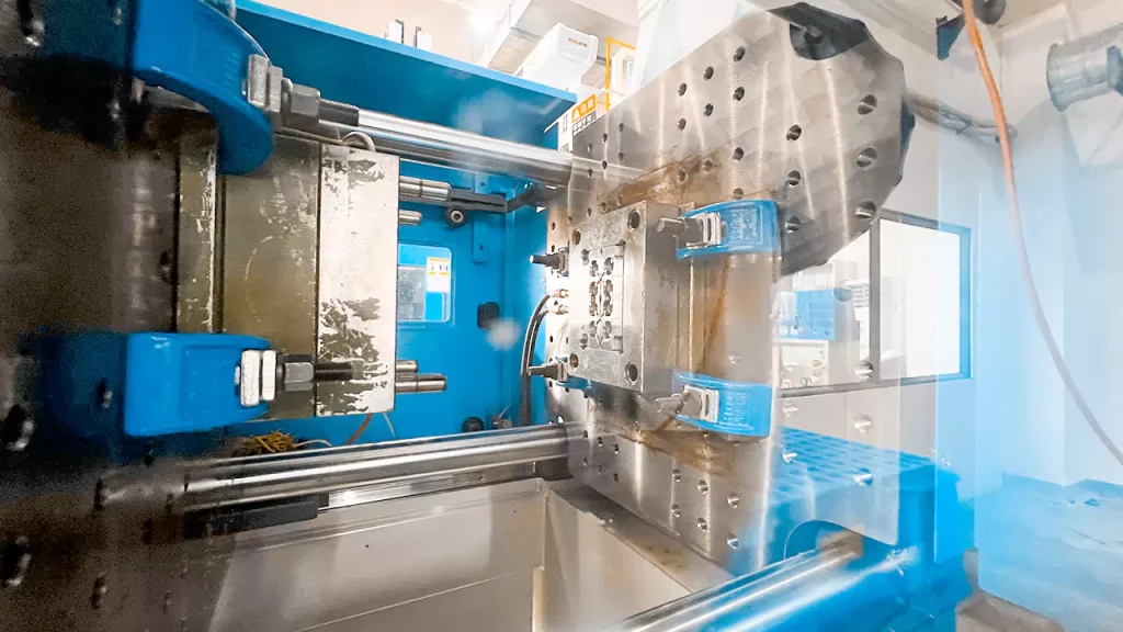 1757608929808565.jpg Vallo Plastic Injection Molding.jpg